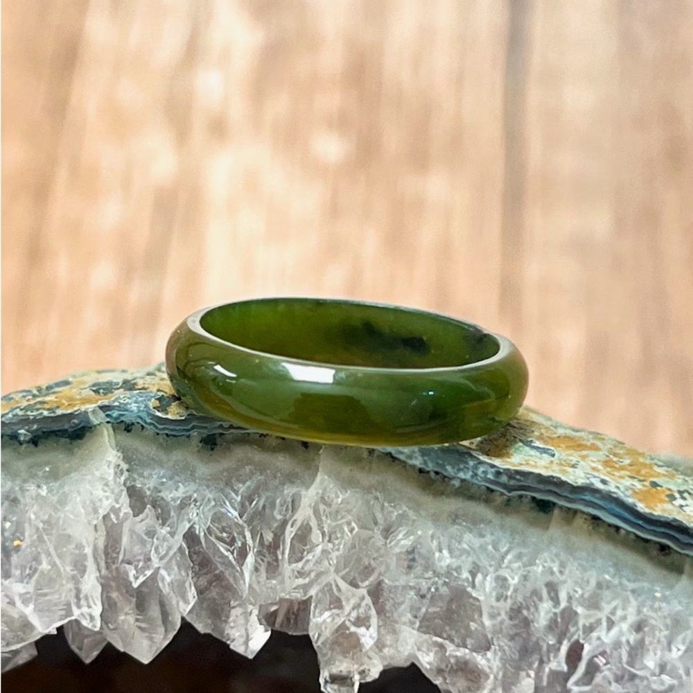 Canadian Bc jade ring Brand new (multiple sizes available)